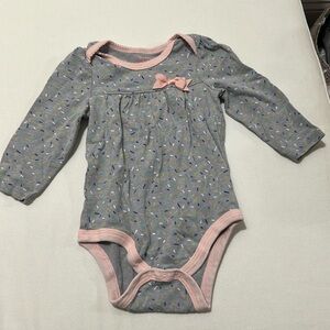 Cat & Jack Onesie 6-9M